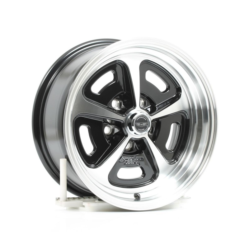 Set di cerchi 4* 7x15" Magnum 500 VN501 Set di cerchi 4* 7x15" Magnum 500 VN501