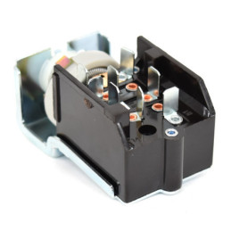 Întrerupător de lumină, producție timpurie 64-1/2