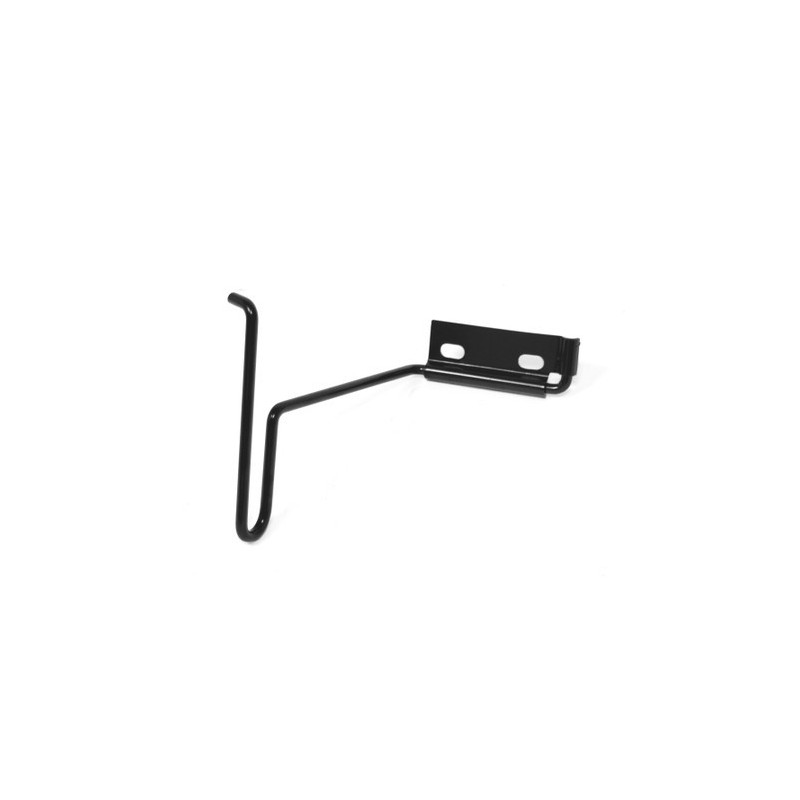 Fastback 69-70 ținând scaunul din spate cu arcul