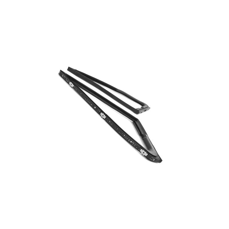 Triangular door window seal, pair 67-68