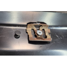 Pasador para la fijación de clips embellecedores de ventana 65-73