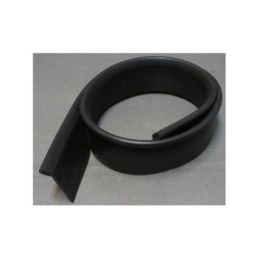 Hood/ Bonnet seal mounted on the front belt 64-70