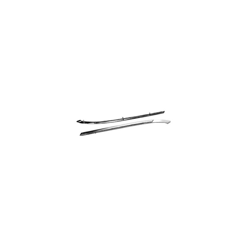 Tetto in vinile con strisce cromate montante C 65-66 Tetto in vinile con strisce cromate montante C 65-66