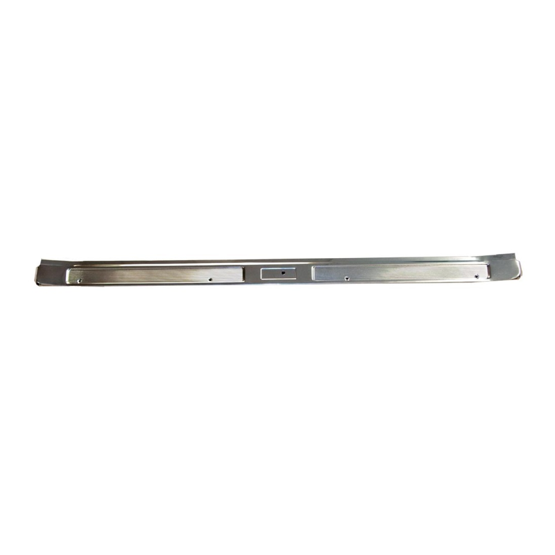 Door sill trim (all models) 69-70