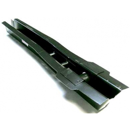 Rear side rail right (749mm long) 64-70