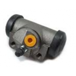 Cilindru principal de frână V8, spate stânga 66-73 (65)